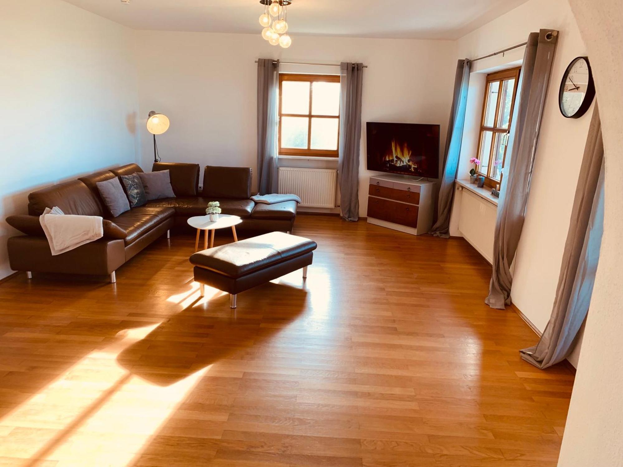 Adlerhorst, 4 Schlafzimmer, Blick In Die Alpen, Parkplatz Thyrnau エクステリア 写真
