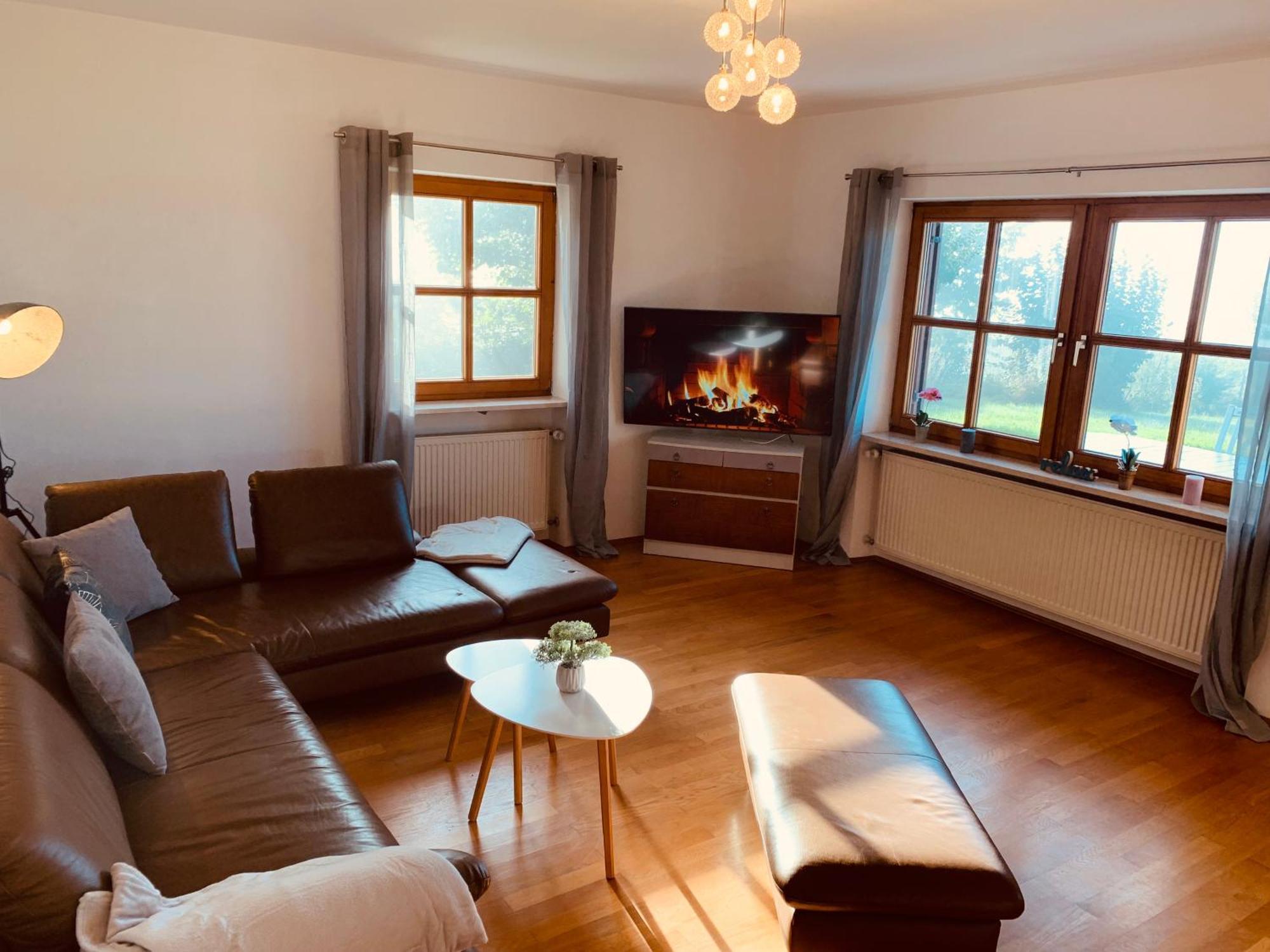 Adlerhorst, 4 Schlafzimmer, Blick In Die Alpen, Parkplatz Thyrnau エクステリア 写真