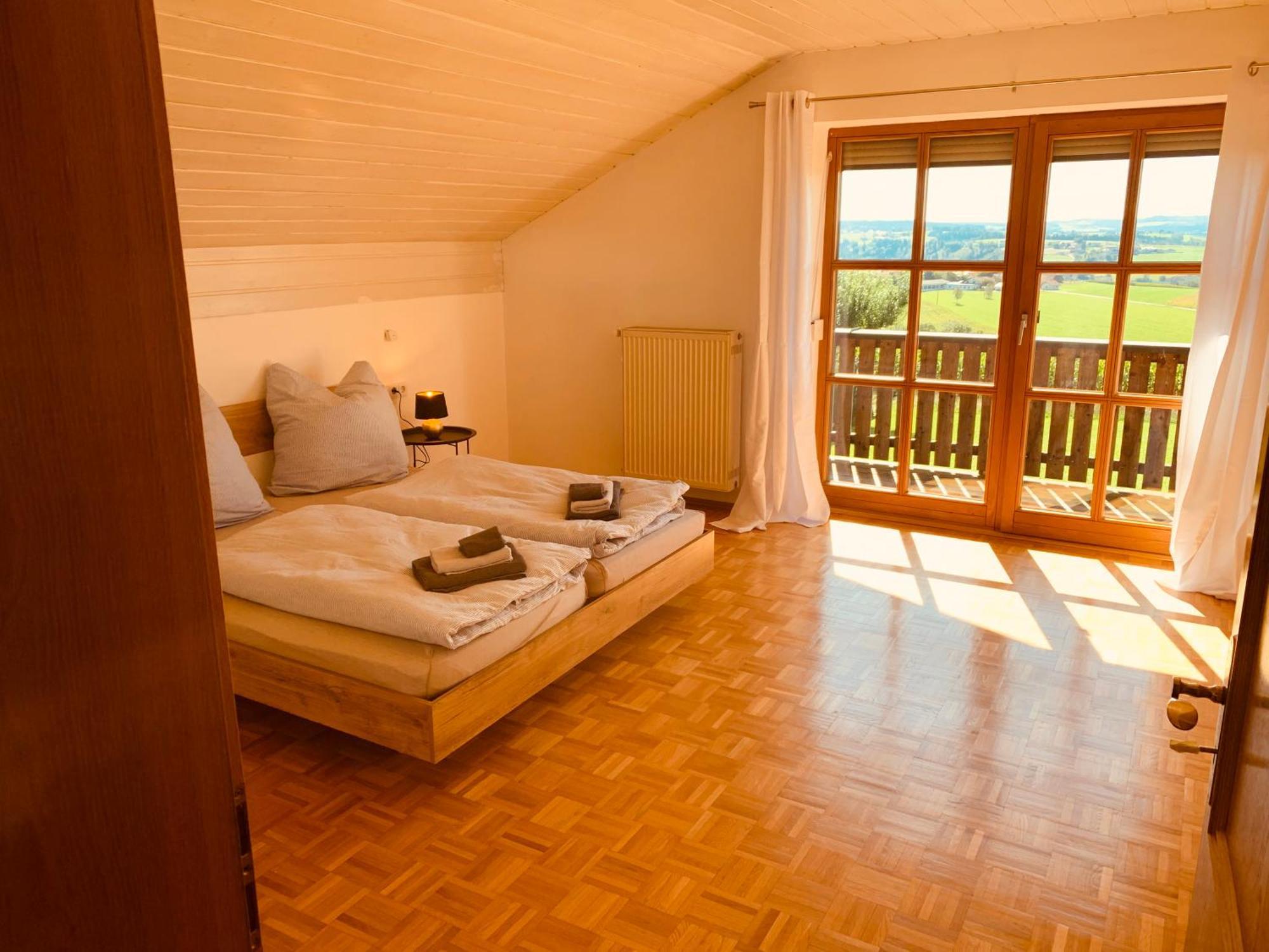 Adlerhorst, 4 Schlafzimmer, Blick In Die Alpen, Parkplatz Thyrnau エクステリア 写真