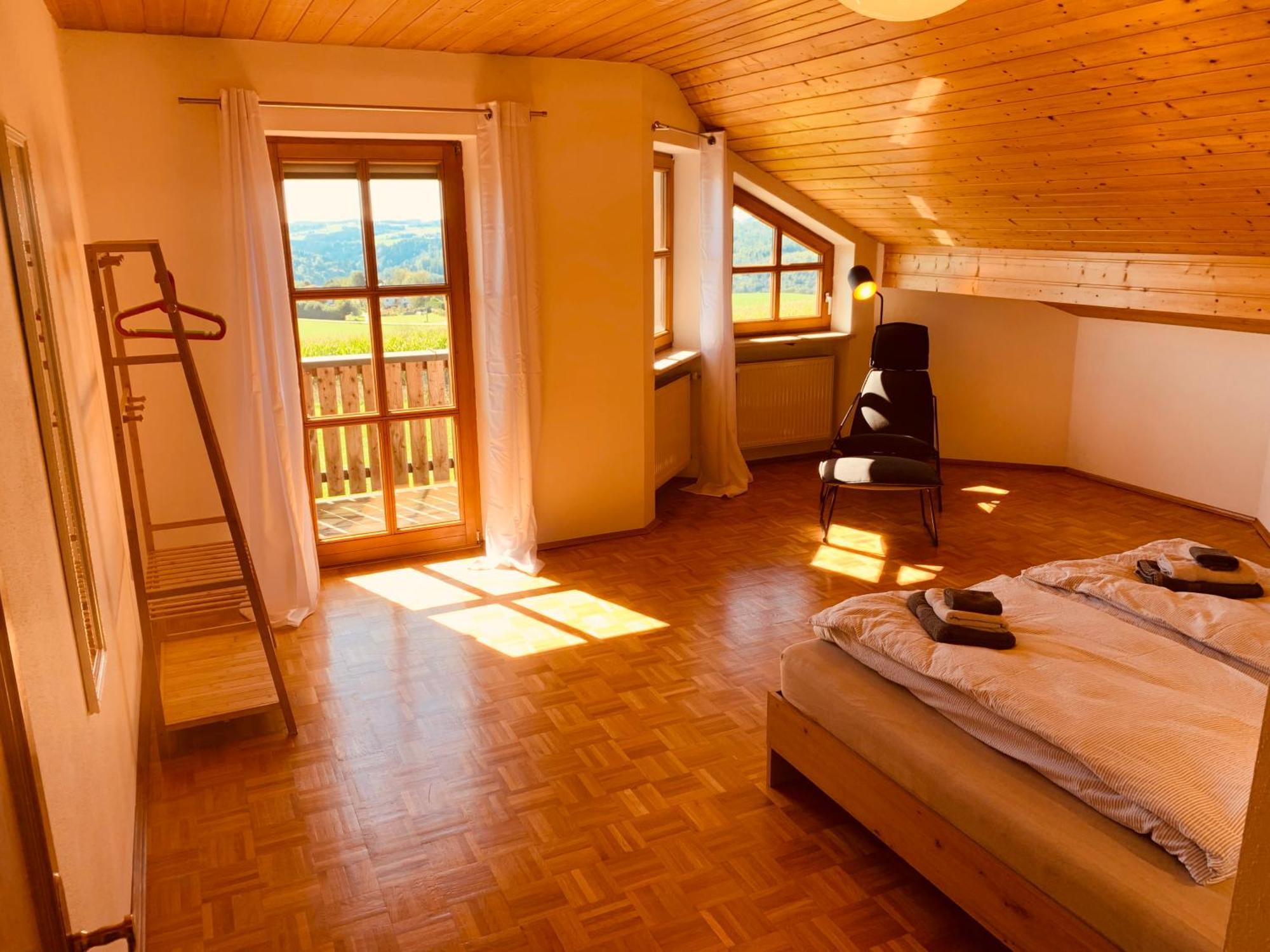 Adlerhorst, 4 Schlafzimmer, Blick In Die Alpen, Parkplatz Thyrnau エクステリア 写真